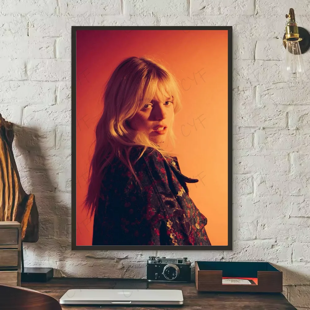 Pop Singer Actor Renee Rapp Poster HD art sticky wall waterproof home living room bedroom bar aesthetic decoration Peaceful Pleasures Health and Wellness z25 50X70cmNoframe