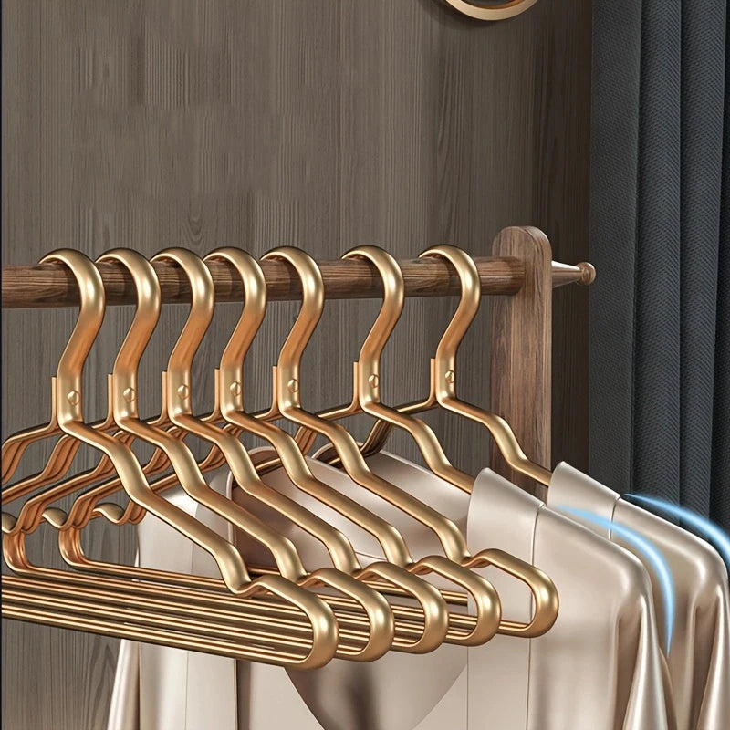 Heavy Duty Metal Clothes Hangers – Shirts, Coats & Trousers