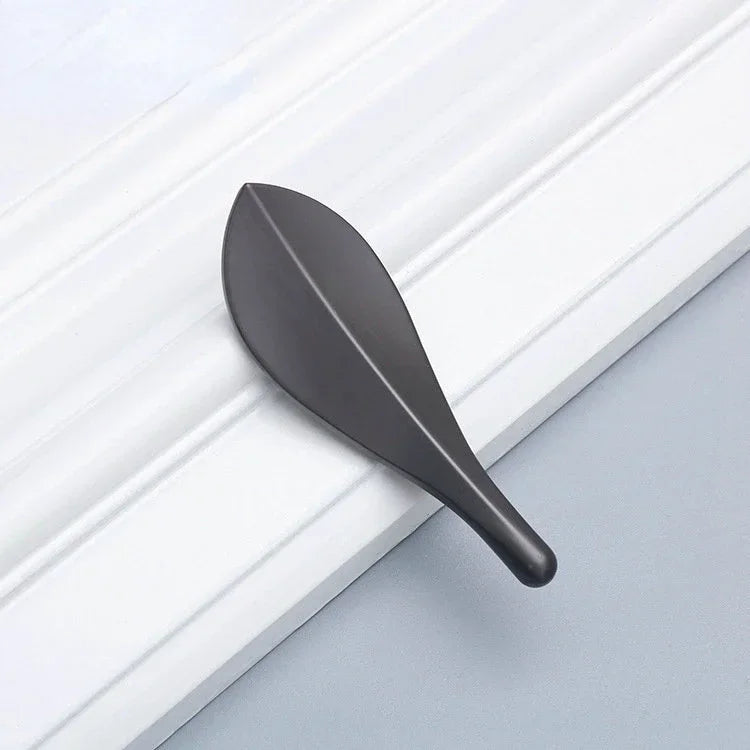 Zinc Alloy Leaf Cabinet Drawer Handle – Double Hole