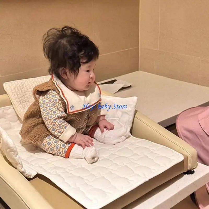 Portable Waterproof Baby Changing Pad – Foldable Leak-Proof Mat