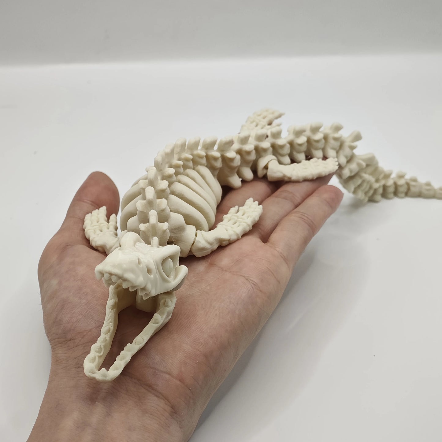 1 Piece Realistic Mosasaurus Skeleton Replica Aquarium Decoration Large Dinosaur Skeleton Model with White Fins and Tail for Fish Tank Decoration Marine Reptile Display Paleontology Themed Gift Suitable for Collectors and Aqu Peaceful Pleasures Health and Wellness