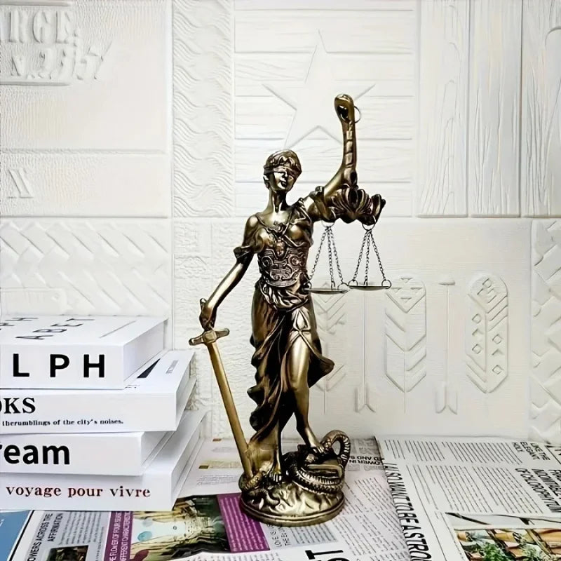 9.5X5X19cm Creative Retro Round bottom Justice Goddess Statue Lawyer Office Ornament Gifts Home Living room Sculpture Desk Decor Peaceful Pleasures Health and Wellness