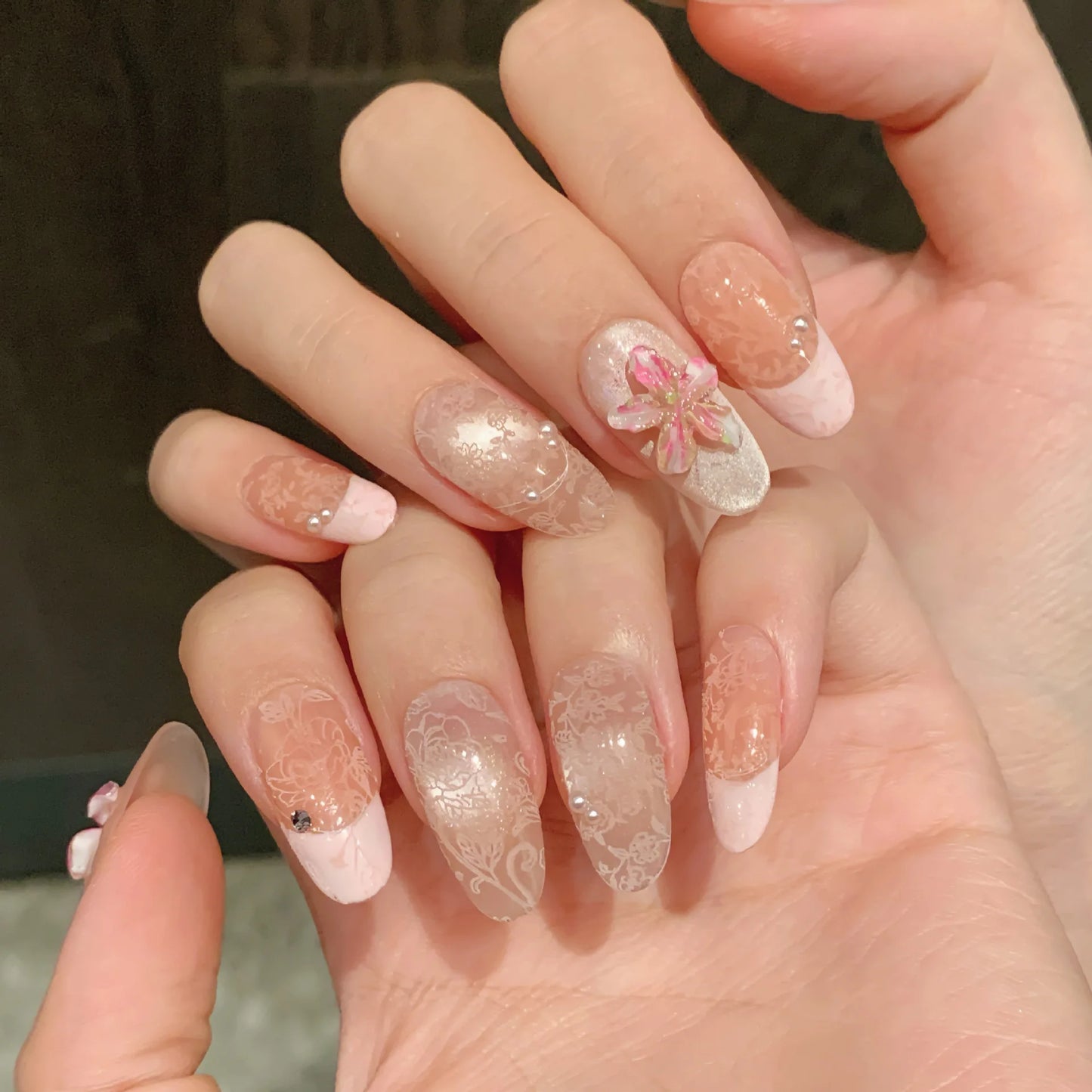 10pcs Handmade Pink French Press on Nails Shiny Cat Eye Petal Design False Nails Wearable Full Cover French Oval False Nail Tips Peaceful Pleasures Health and Wellness