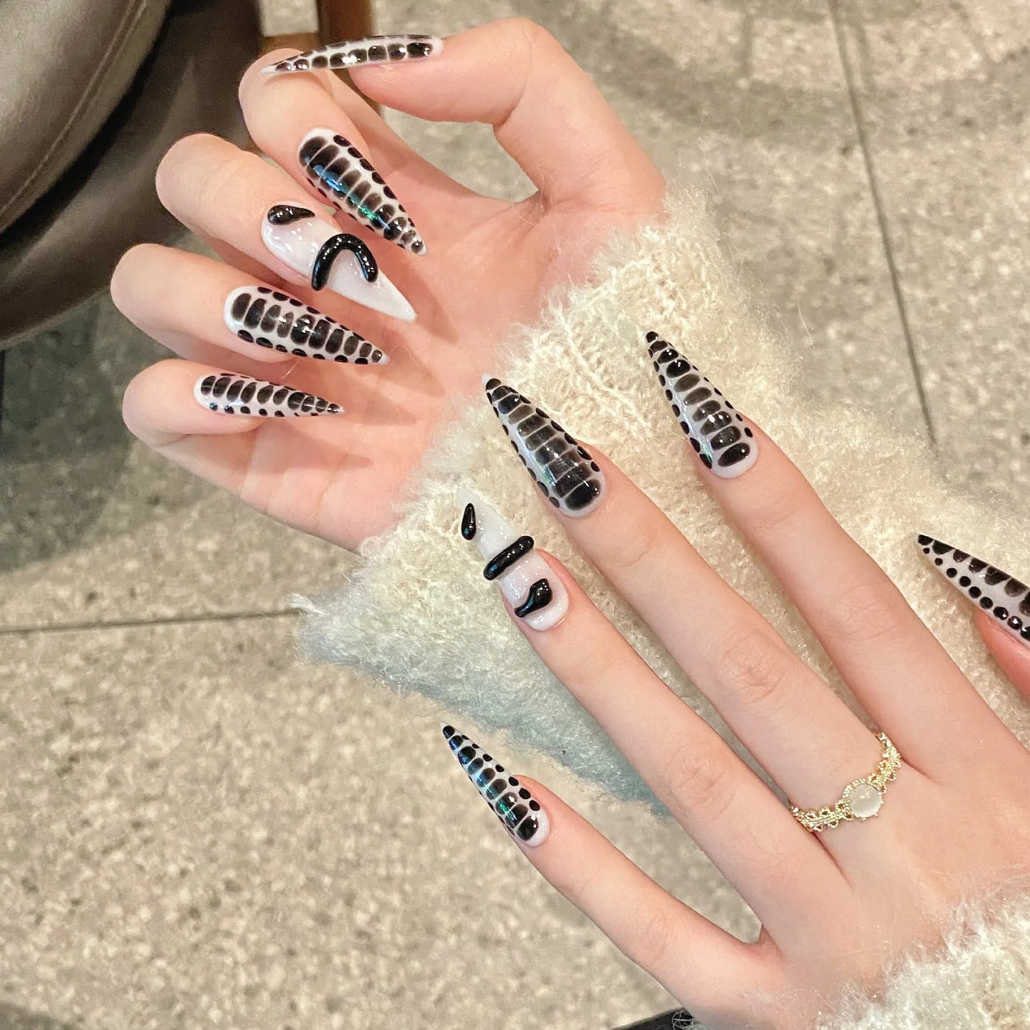 Black Snake Press-On Nails | Long Almond Y2K Punk False Nails