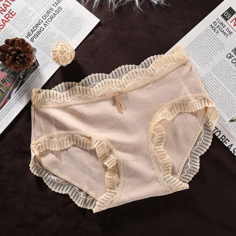 Women's Lace Seamless Briefs | Cotton Crotch Mid-Waist Panties