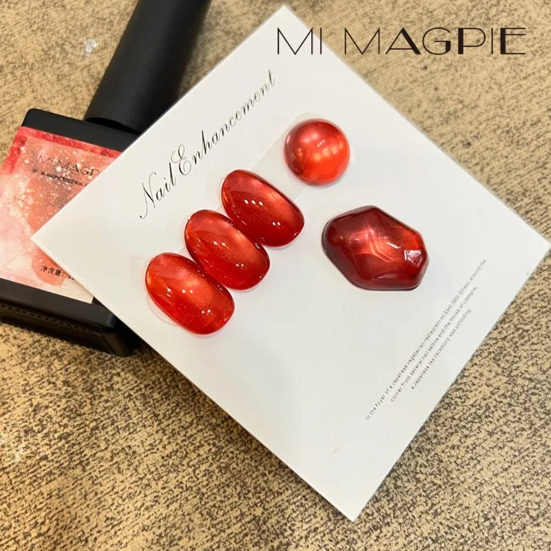 Pomegranate Red Cat Eye Magnetic Gel Polish | Glass Finish