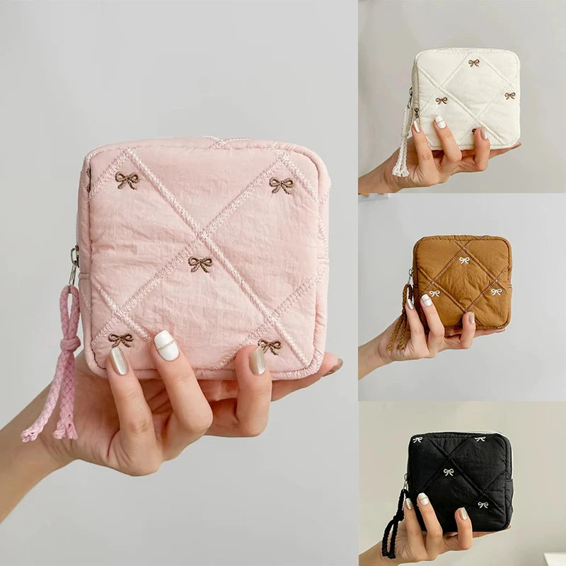 Quilted Bow Cosmetic Bag – Large Capacity Travel Toiletry Pouch