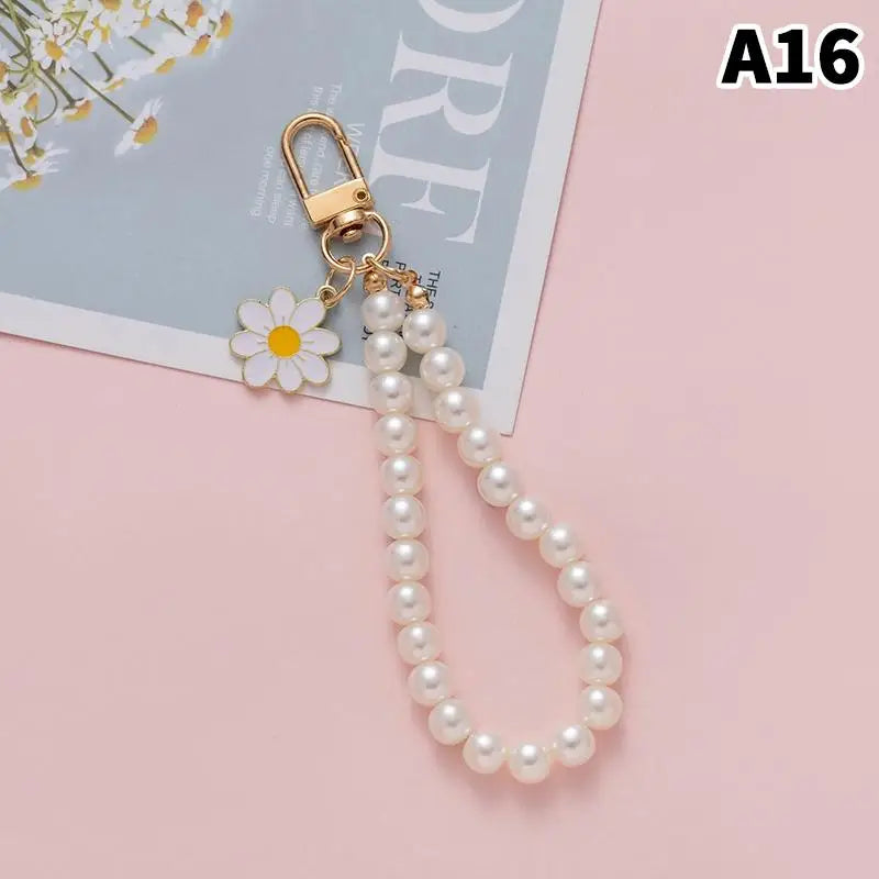 Pearl Flower Keychain Charm – Beaded Bag & Phone Pendant