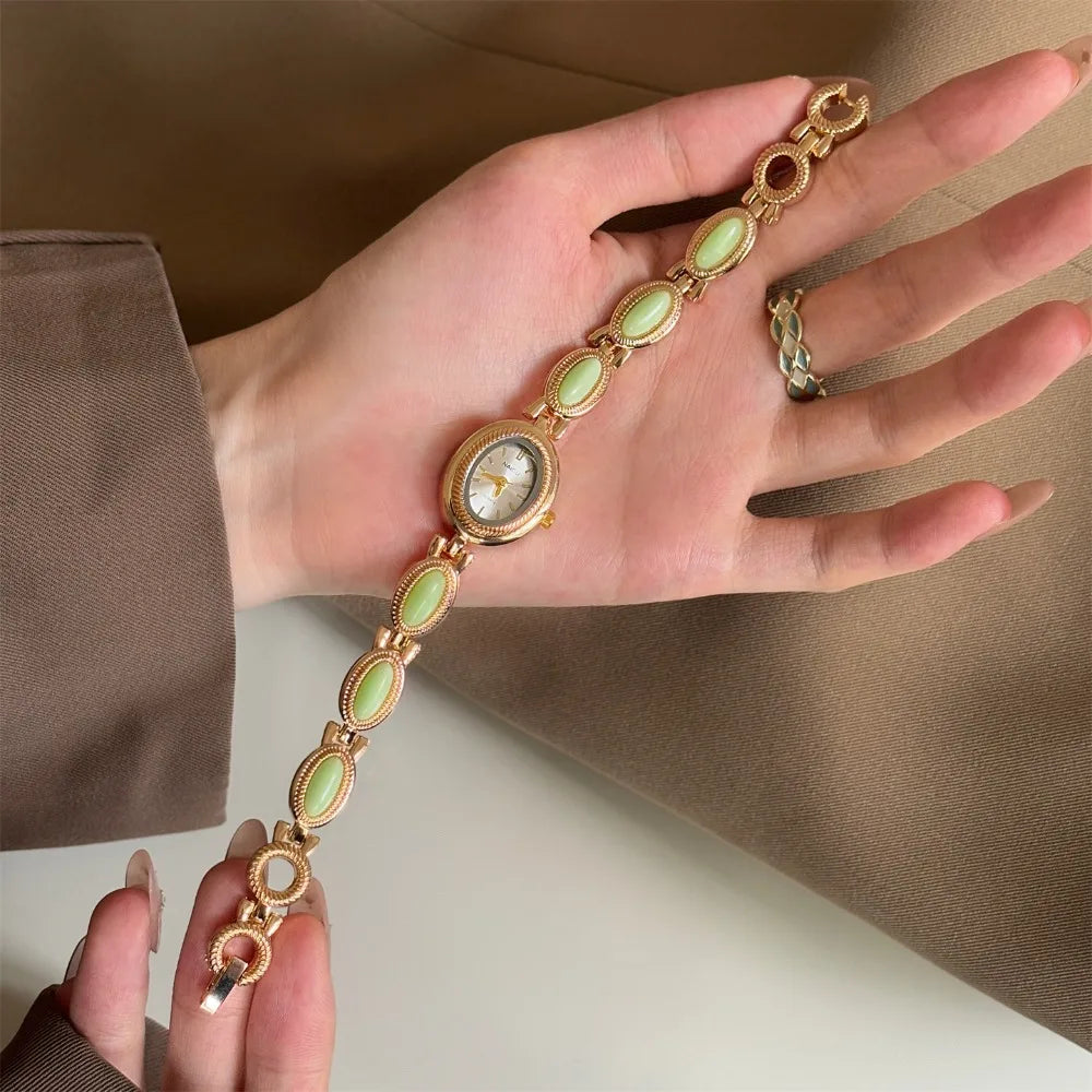 Oval Gemstone Ladies Quartz Watch – Elegant Jade Bracelet