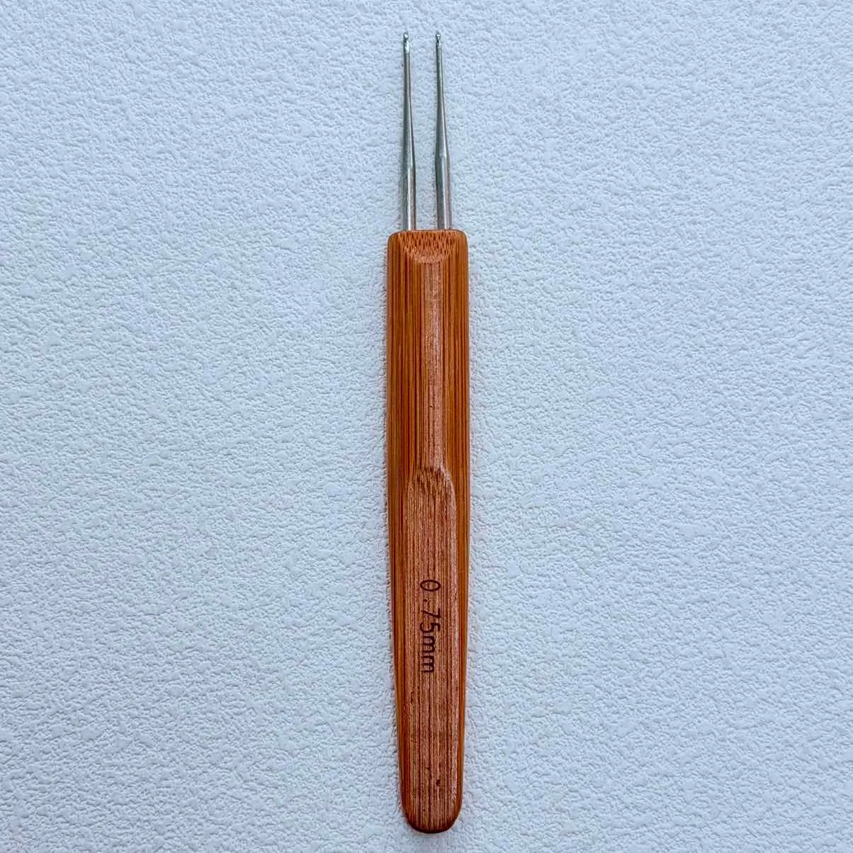 Dreadlock Crochet Hook Set 0.5mm & 0.75mm Wood Needles