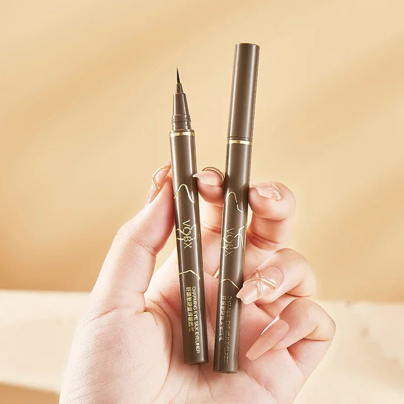 Brown Liquid Eyeliner Pen – Waterproof, Long-Lasting