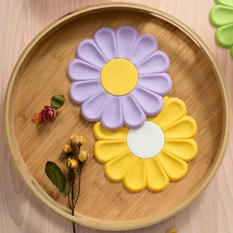 Silicone Coaster Colorful Daisy Shape Heat Resistant Anti Scalding