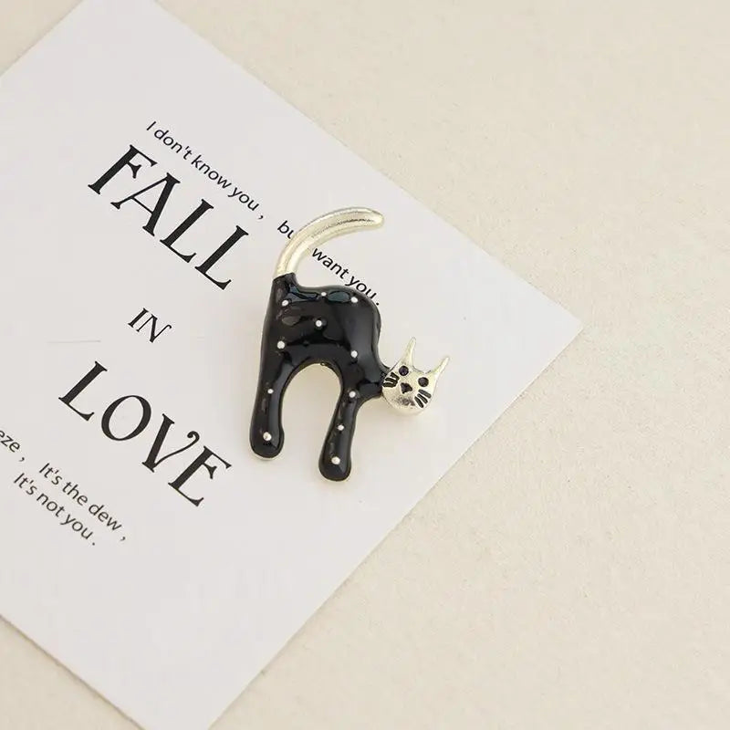 Cute Cat Enamel Brooch – Black & White Kitten Pin Gift