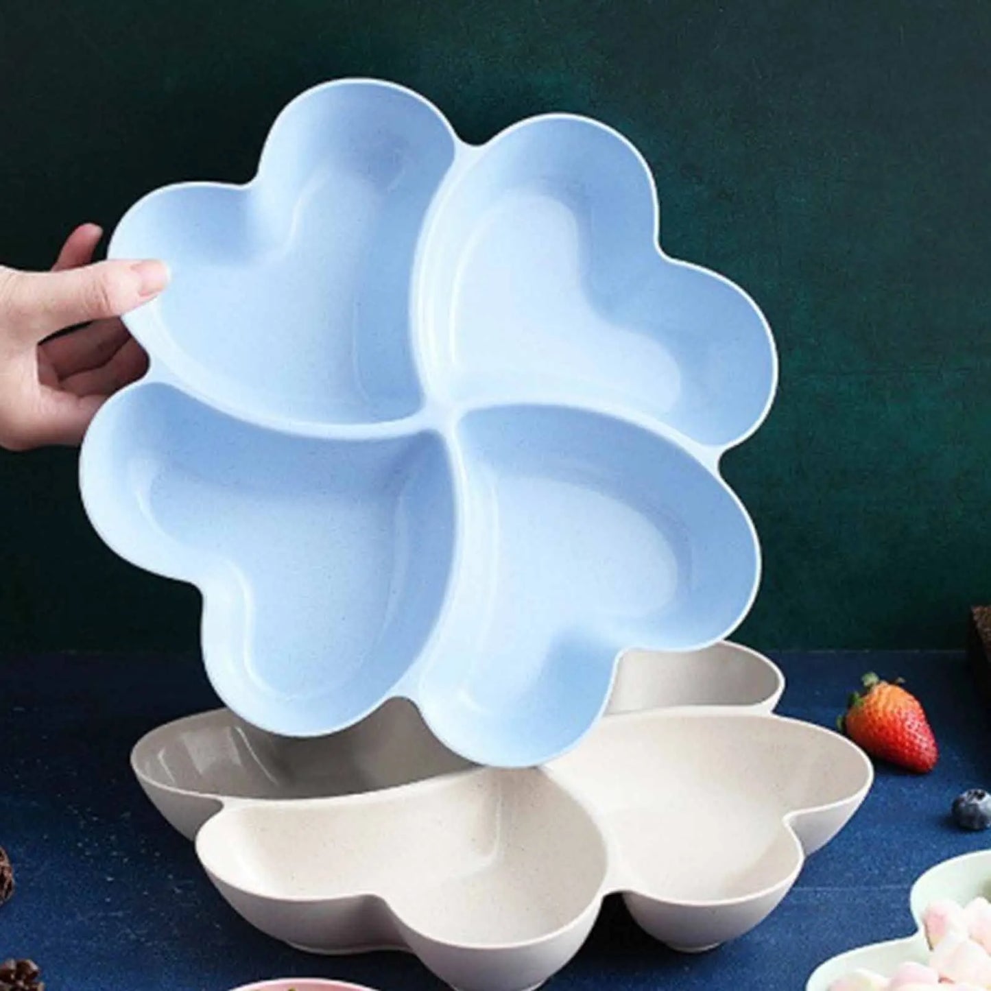 Four-Leaf Clover Snack Plate – Heart Compartment Fruit Tray