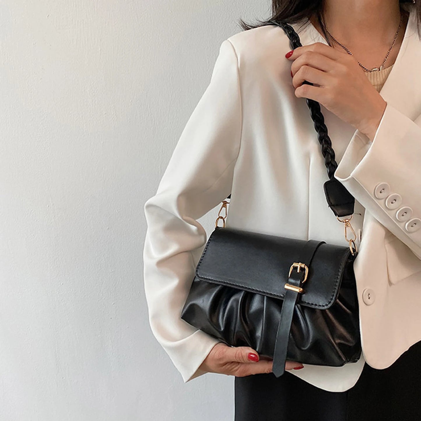 Female Fashion Crossbody Bag Versatile Temperament Lightweight Handbags Exquisite Gift for Girls Birthday Peaceful Pleasures Health and Wellness