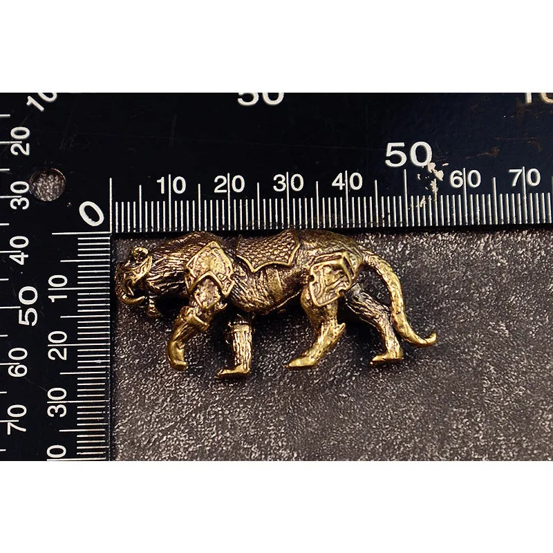 1Pcs Antique Brass Tiger Figurines Home Decor Accessories Feng Shui Lucky Animal Ornaments Desk Decoration Collectible Gifts Peaceful Pleasures Health and Wellness