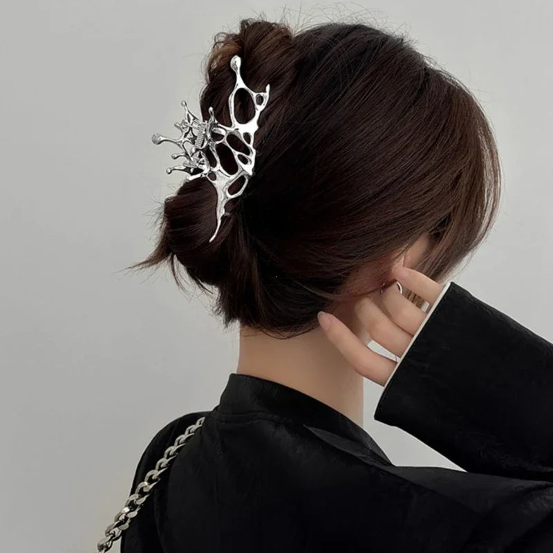 1 Geometric Claw Clips Women Large Metal Silver Korean Fashion Shark