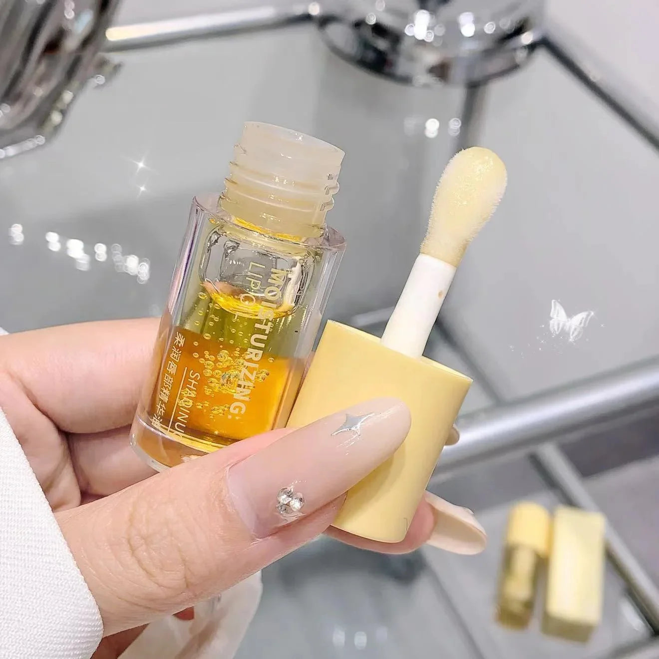 Jasmine Lemon Lip Oil Gloss – Hydrating & Long-Lasting Shine