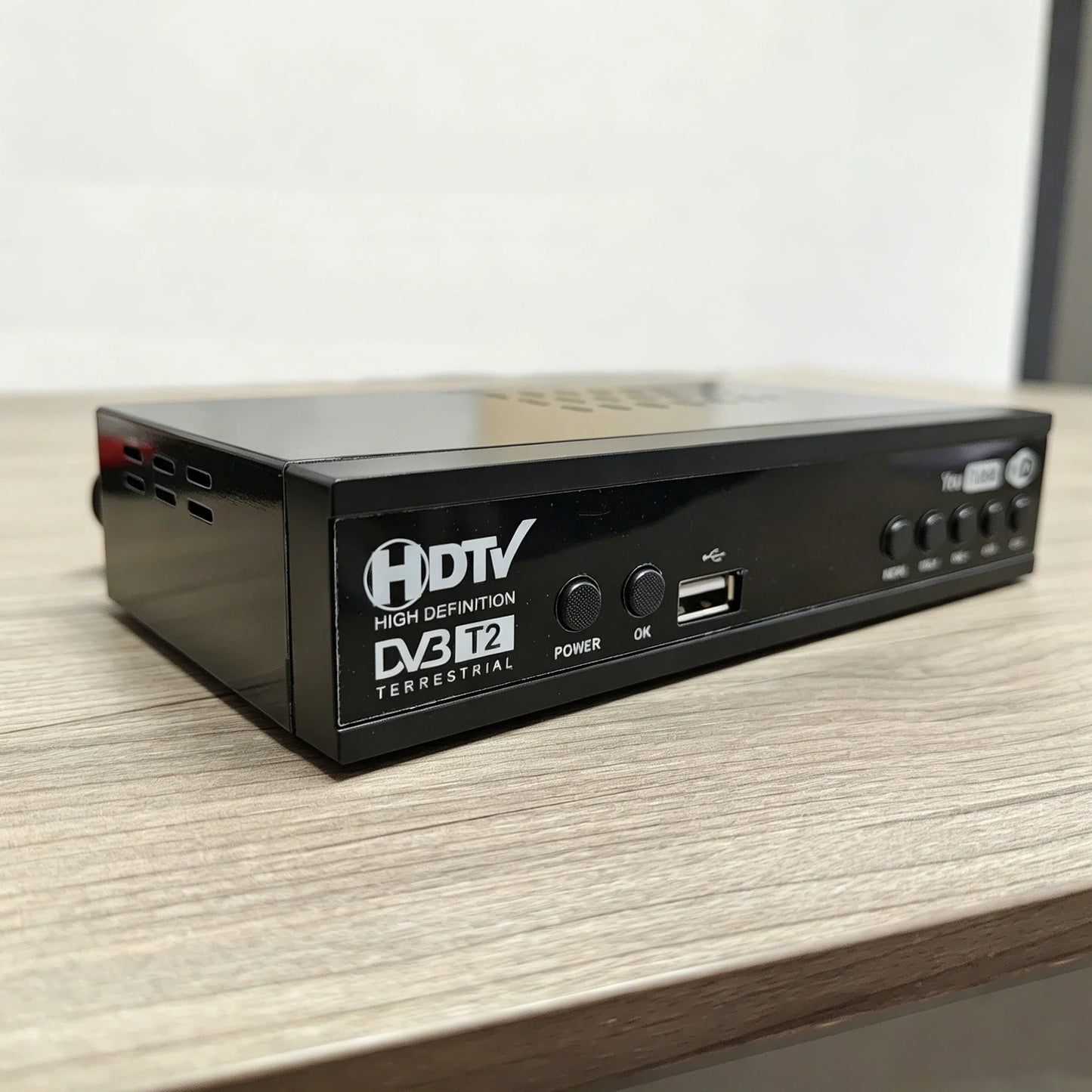 DVB-T2 Digital TV Set-Top Box – PVR, Android TV, 8GB