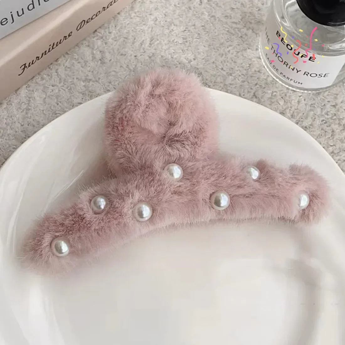 Sweet Hair Big Shark Clip Cute Pearl Plush Grab Clip At The Back of The Head Autumn and Winter Hair Accessories Hair Accessories Peaceful Pleasures Health and Wellness pink 14cm