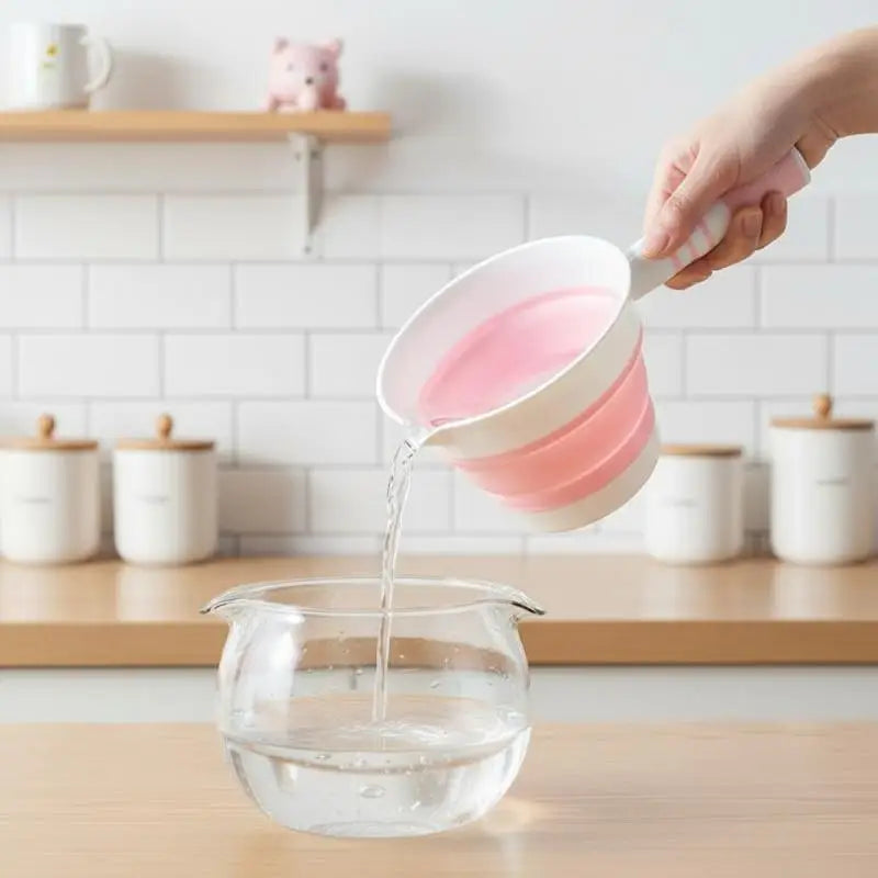 Collapsible Silicone Water Ladle – Non-Slip & Foldable Scoop