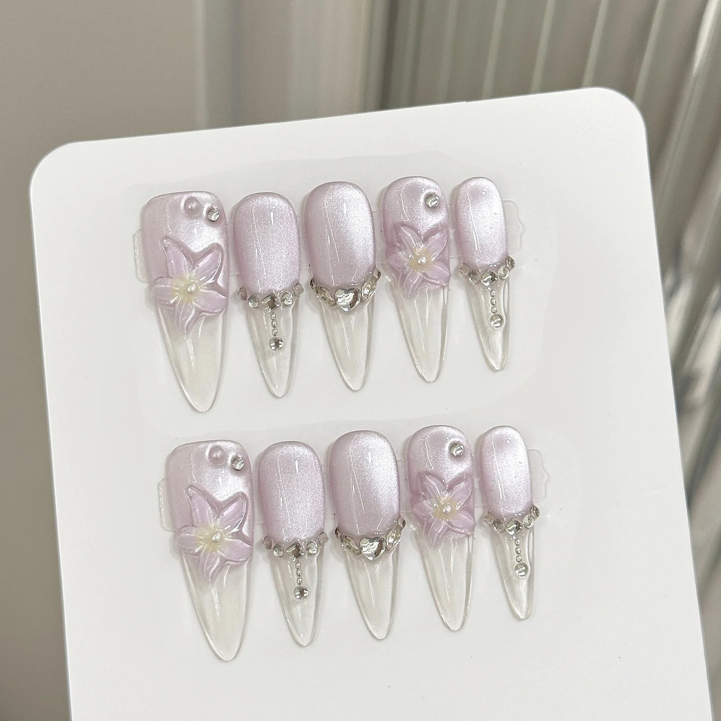 Almond Press-On Nails | Flower & Cat Eye Design – 10pcs