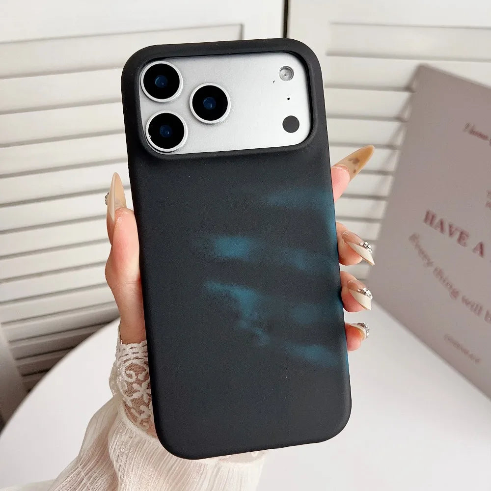 LICOERS Thermal Color Change iPhone 17 Case – Shockproof