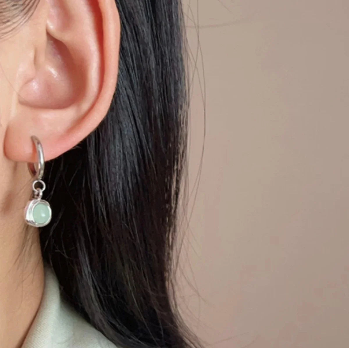 Mint Green Cat's Eye Stone Pendant Ear Buckles with Cool Light Luxury High-end Feel Earrings Retro Exquisite and Simple Earrings Peaceful Pleasures Health and Wellness