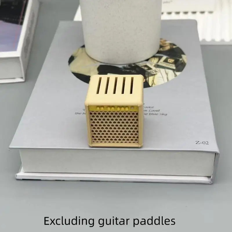 3D Printed Guitar Pick Holder – Vintage Amp Design, Holds 5 Picks