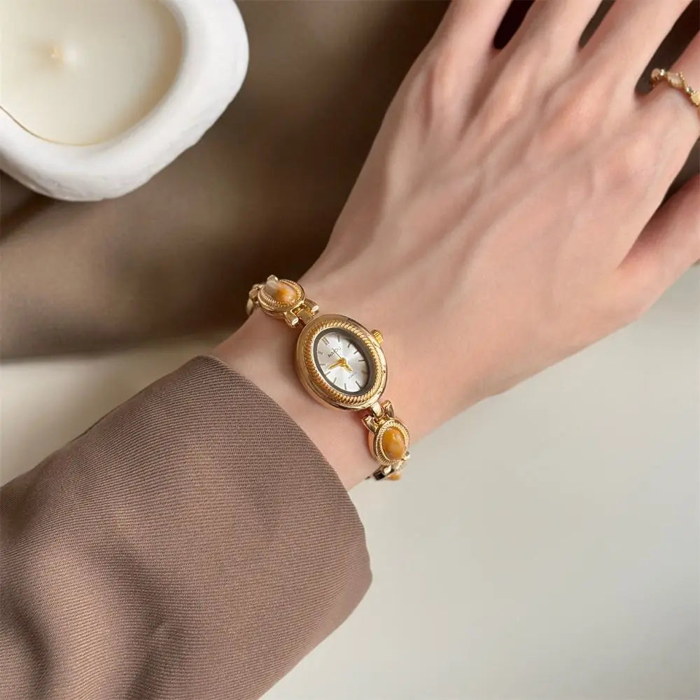Oval Gemstone Ladies Quartz Watch – Elegant Jade Bracelet
