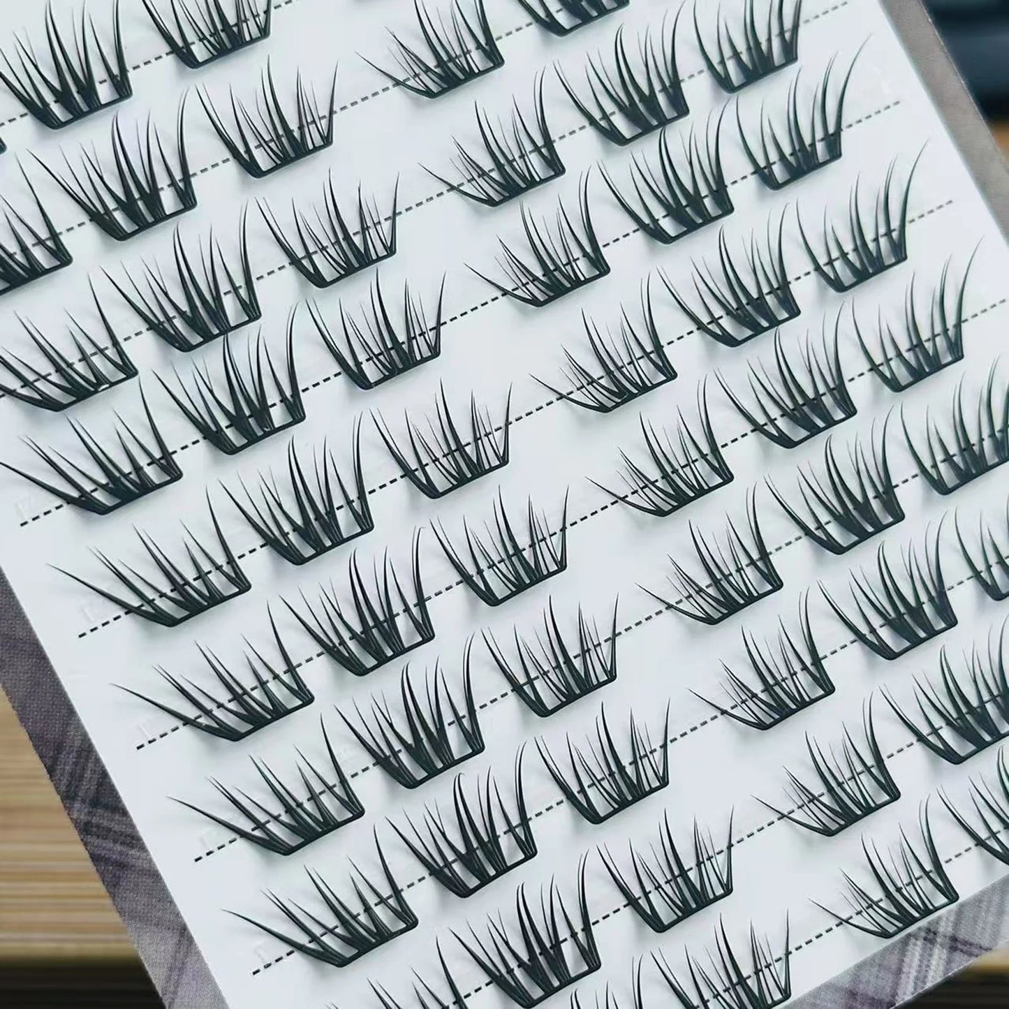 DIY Cluster Eyelash Extensions | Natural C-Curl, Ultra-Light, 10 Rows