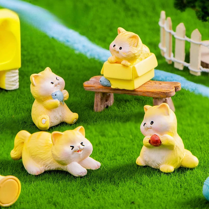 Miniatures Figurines Cute Cat Kawaii Animal Micro Landscape Ornaments for Home Room Desk Fairy Decoration Gardening Accessories Peaceful Pleasures Health and Wellness