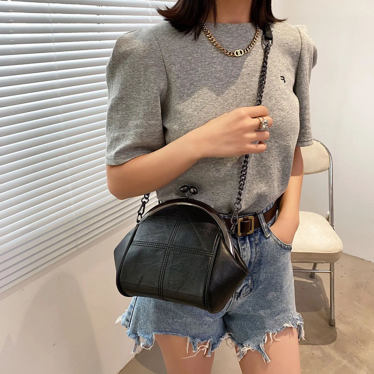 New Solid Color Shell Bag Large Capacity Portable Zero Wallet Fashion Chain Diagonal Straddle One Shoulder Phone Bag Peaceful Pleasures Health and Wellness
