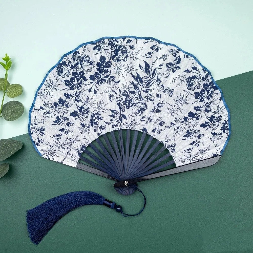 Retro Mini Shell Fan – Chinese Style Handheld Fan with Tassel