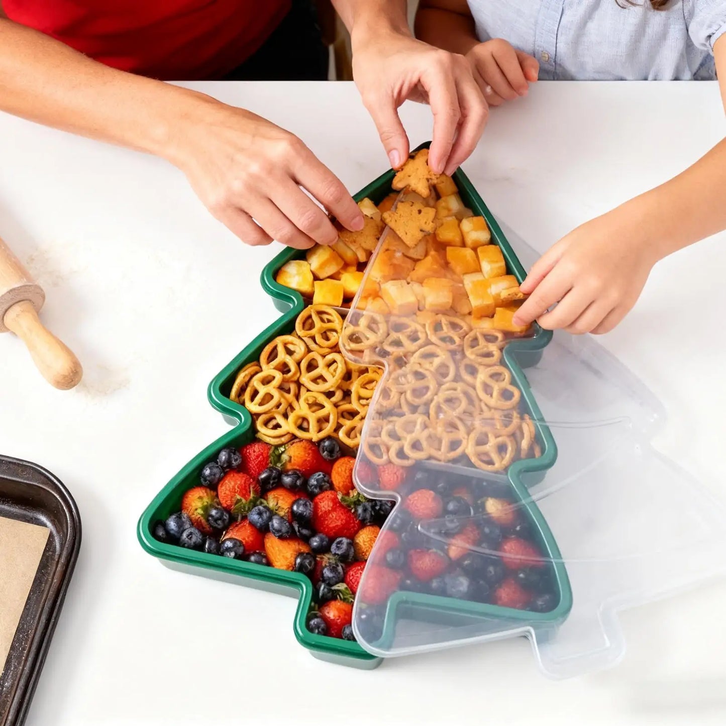 Christmas Snack Serving Tray with Lid | Holiday Party Box