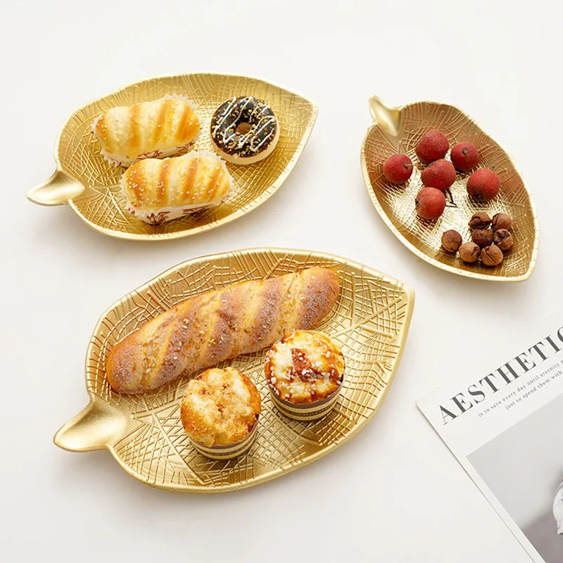 High party decorations Candy Dishes and Plates Big Love/Leaf/Pineapple Shape Snack Dish Tray Home Decoration and Party Tableware Peaceful Pleasures Health and Wellness
