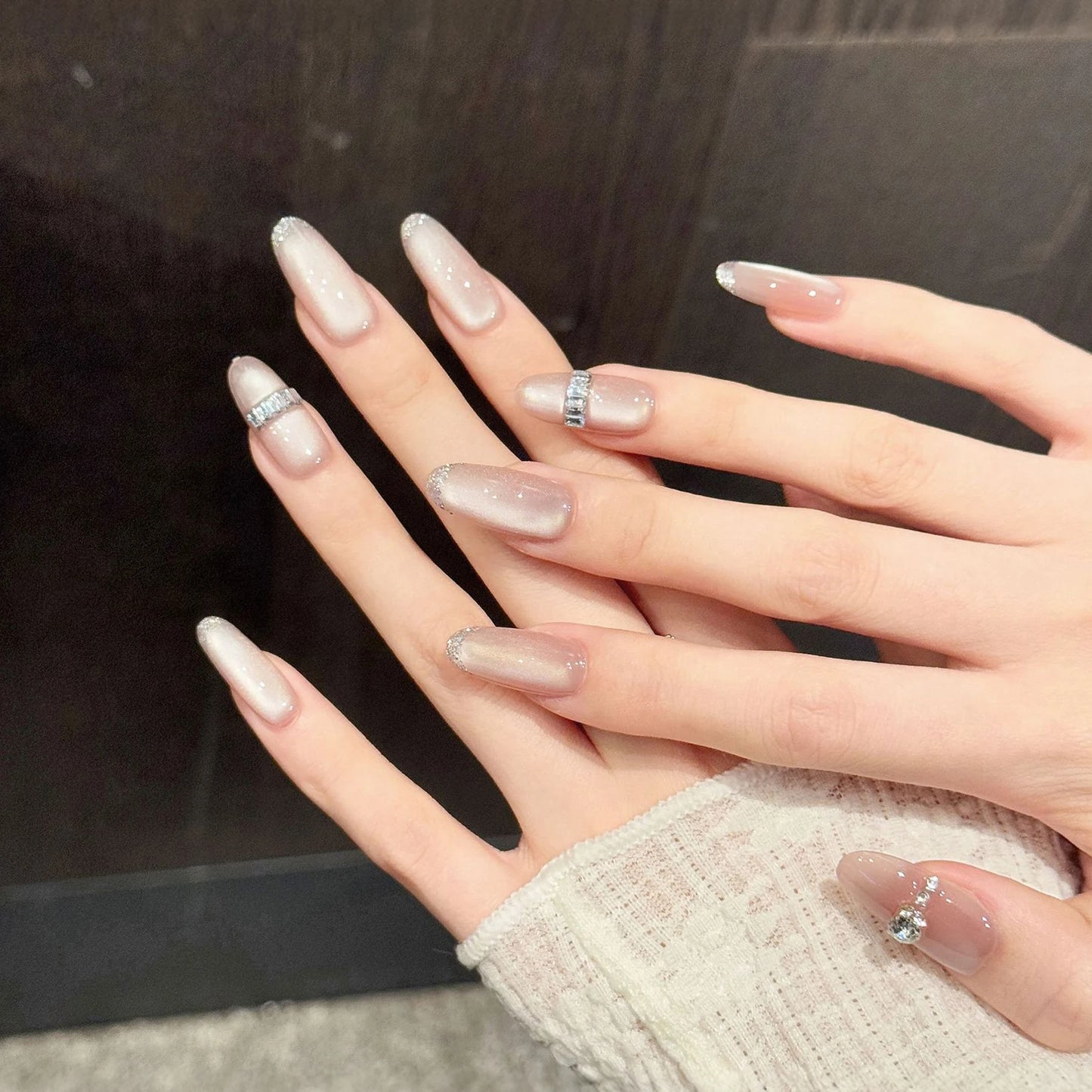 Cat Eye Glitter Press-On Nails | French Ring Design 10pc Set