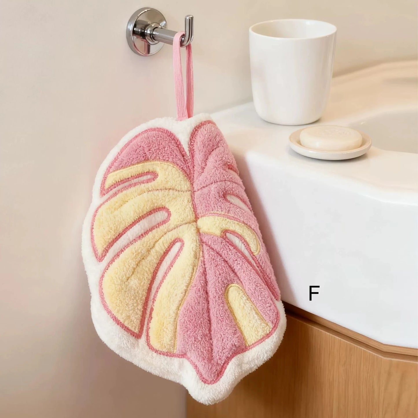 Absorbent Hanging Hand Towels – Leaf Design Kitchen & Bathroom Hand Towel Peaceful Pleasures Health and Wellness F