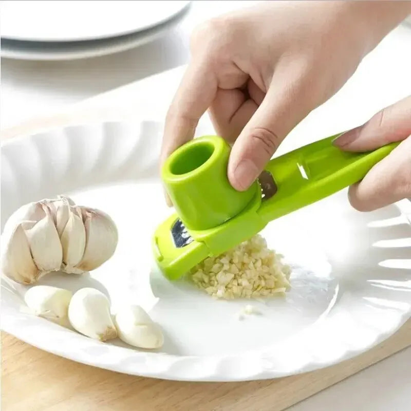Mini Manual Garlic Press & Grinder – Compact Kitchen Gadget