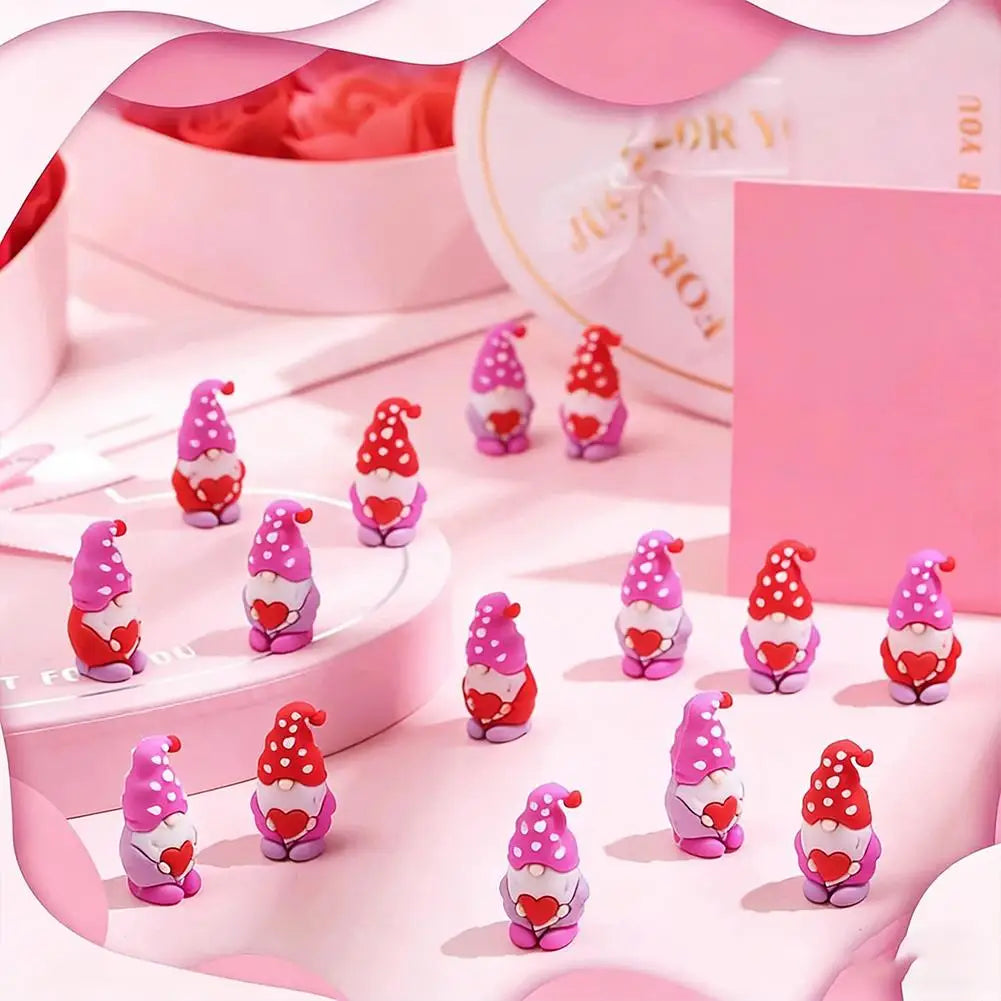 Heart Gnome Valentine Mini Figurines | Cute Décor Set 15–50 Pcs