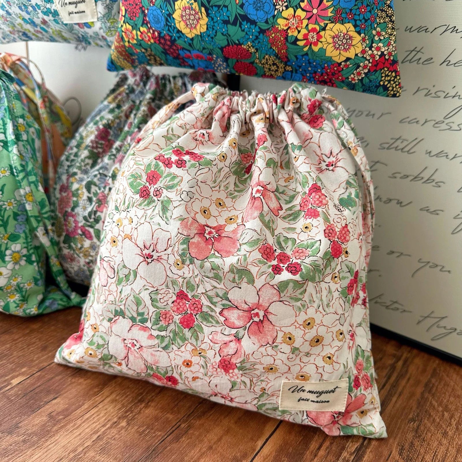 Floral Drawstring Bags Gift Bags Multi-functional Small Objects Storage Bag for Wedding Birthday Party Favors Peaceful Pleasures Health and Wellness