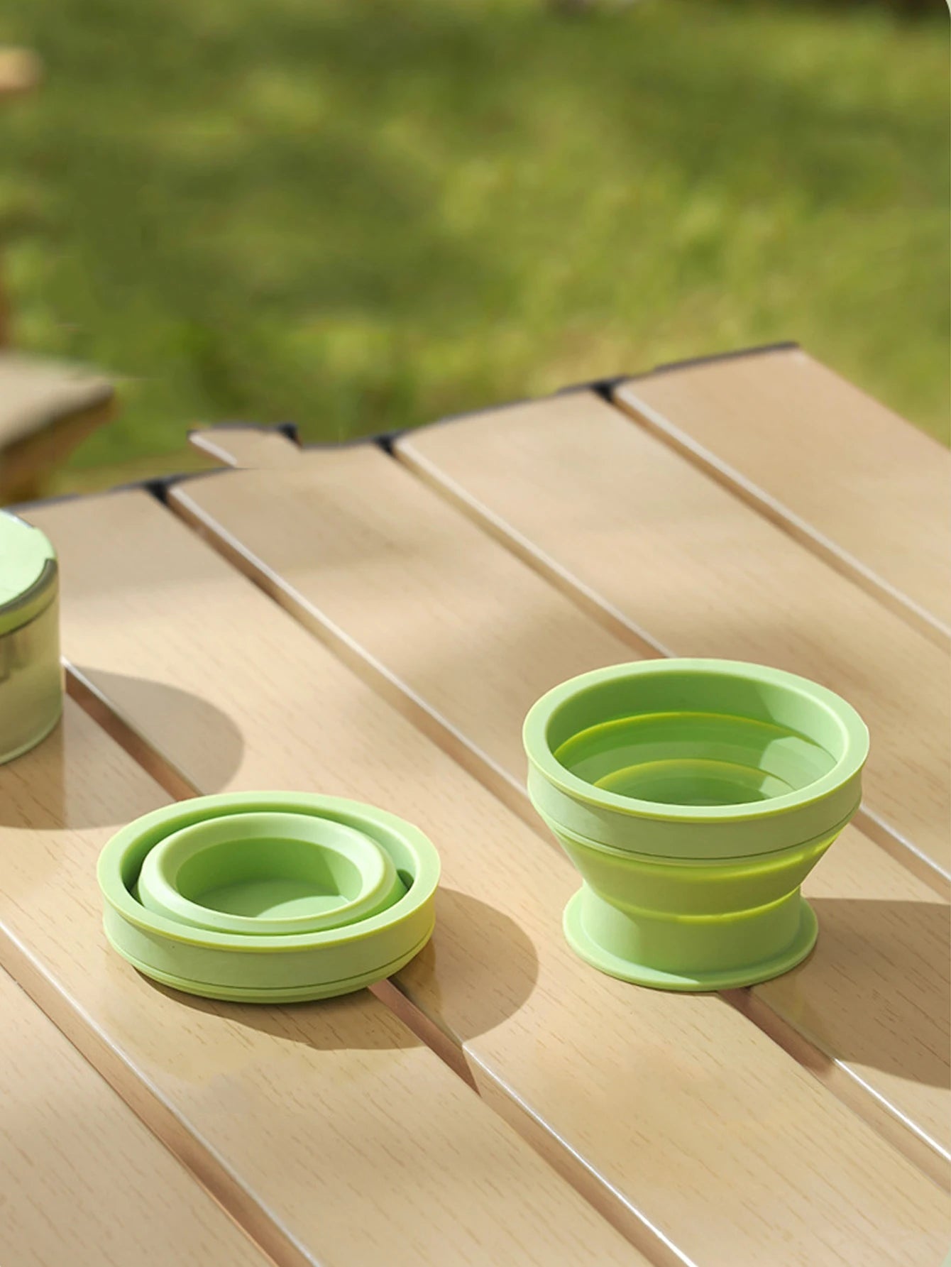 1Pcs 2-in-1 Medicine Box Water Cup Portable Slicing Travel Storage Medicine Box Four Compartment Pill Box Peaceful Pleasures Health and Wellness