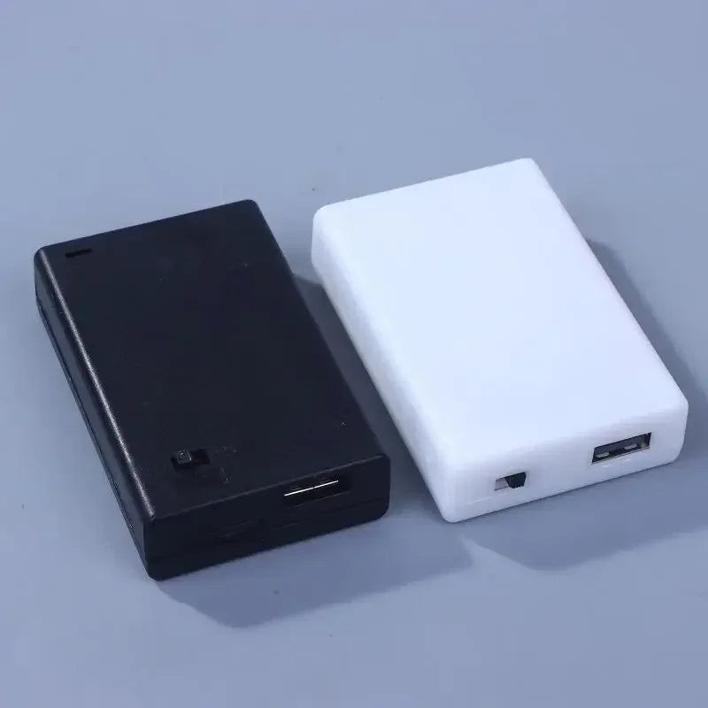 3x AA Battery Holder Box 4.5V with Switch & USB Lead