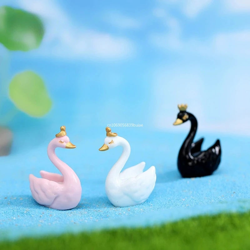 1Pcs Swan Couple Model DIY Fairy Miniature Bird Figure Resin/ PVC Figurine Terrarium Ornaments Valentine's Day Gift Fairy Garden Peaceful Pleasures Health and Wellness