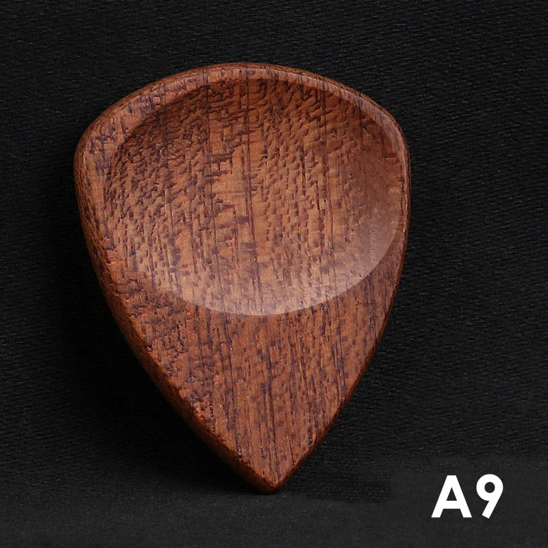 Wooden Acoustic Guitar Picks Bass Ukulele Plectrum Hearted Shape
