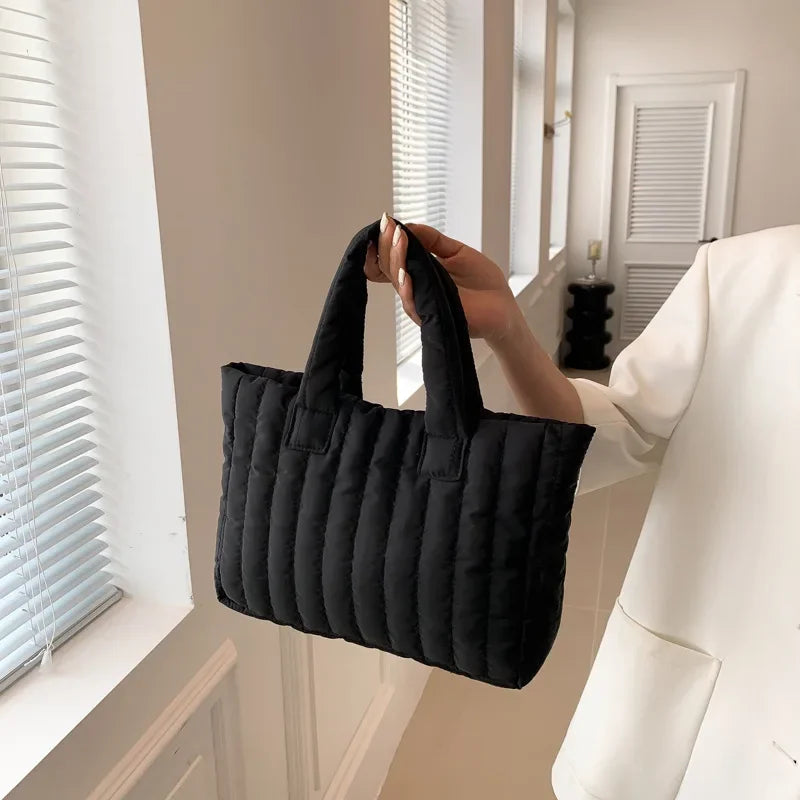 Large Capacity Women's Tote Bag – Padded Elegant Shoulder Bag