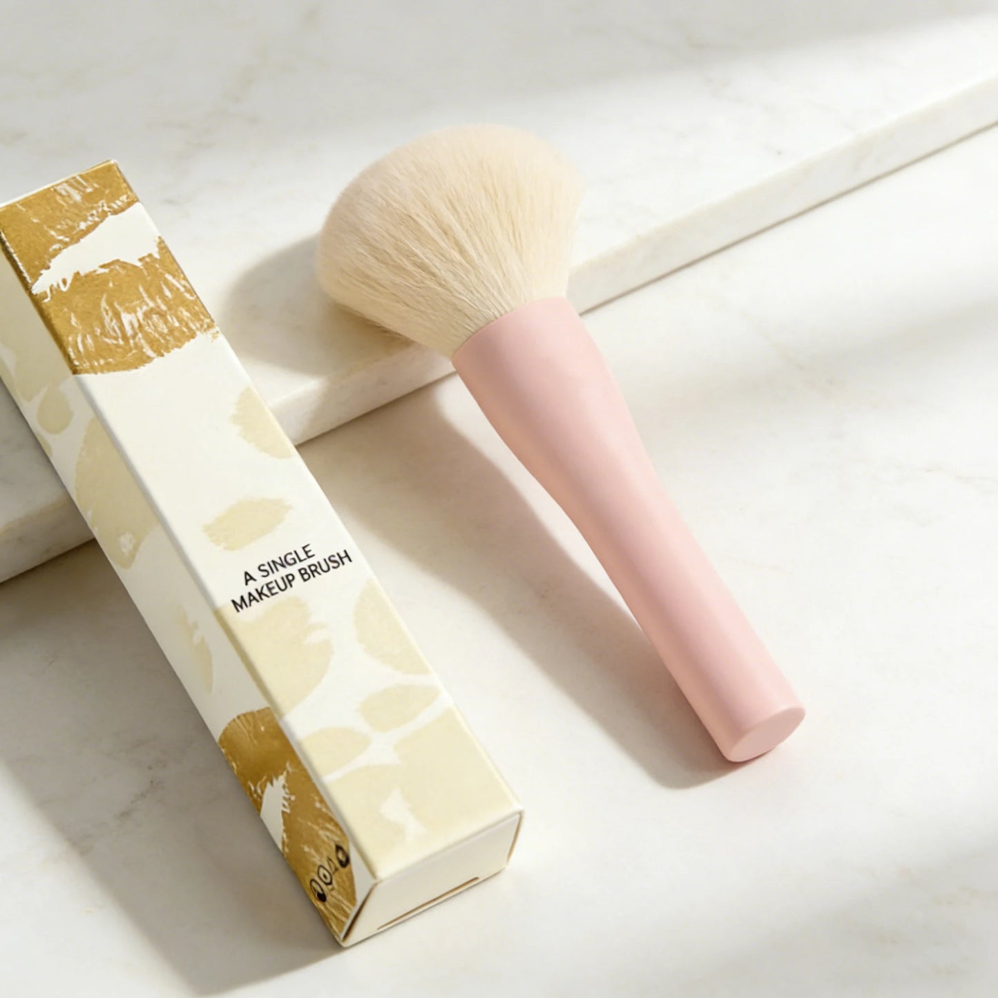 Extra-Large Soft Bristle Powder Blush & Highlighter Brush