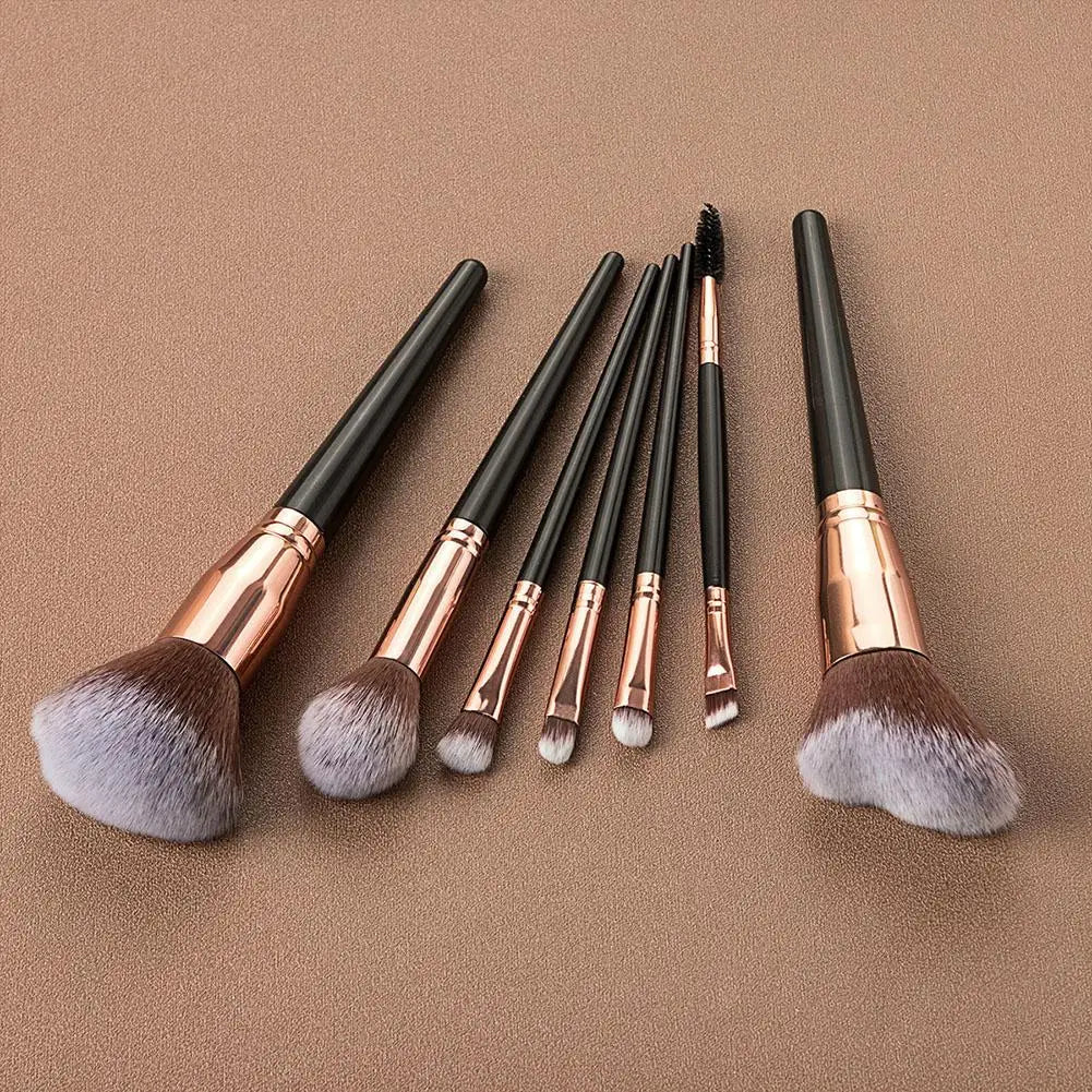 7-Piece Makeup Brush Set – Foundation, Blush & Eyeshadow