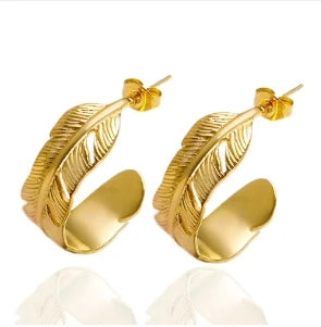 Women's Gold Hoop Earrings – 18K Stainless Steel, Waterproof
