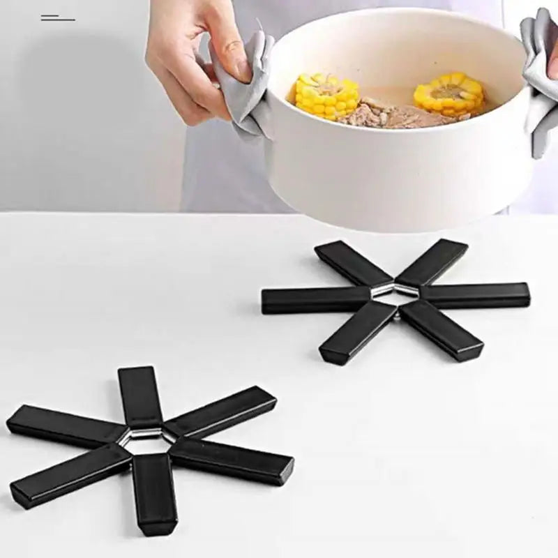 Foldable Expandable Trivet & Heat Insulation Mat | Non-Slip, Hanging Hole – Pot Pad & Placemat